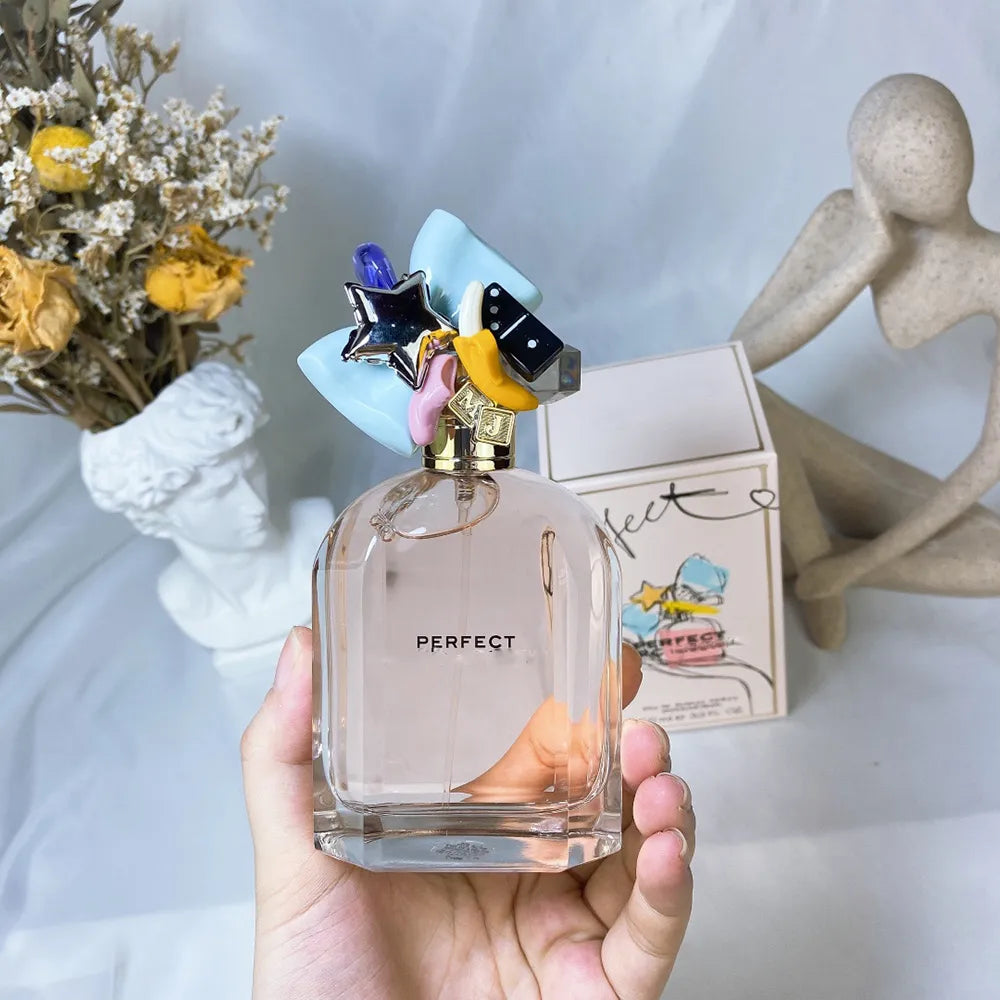 Elegant, Long-Lasting Floral Scent